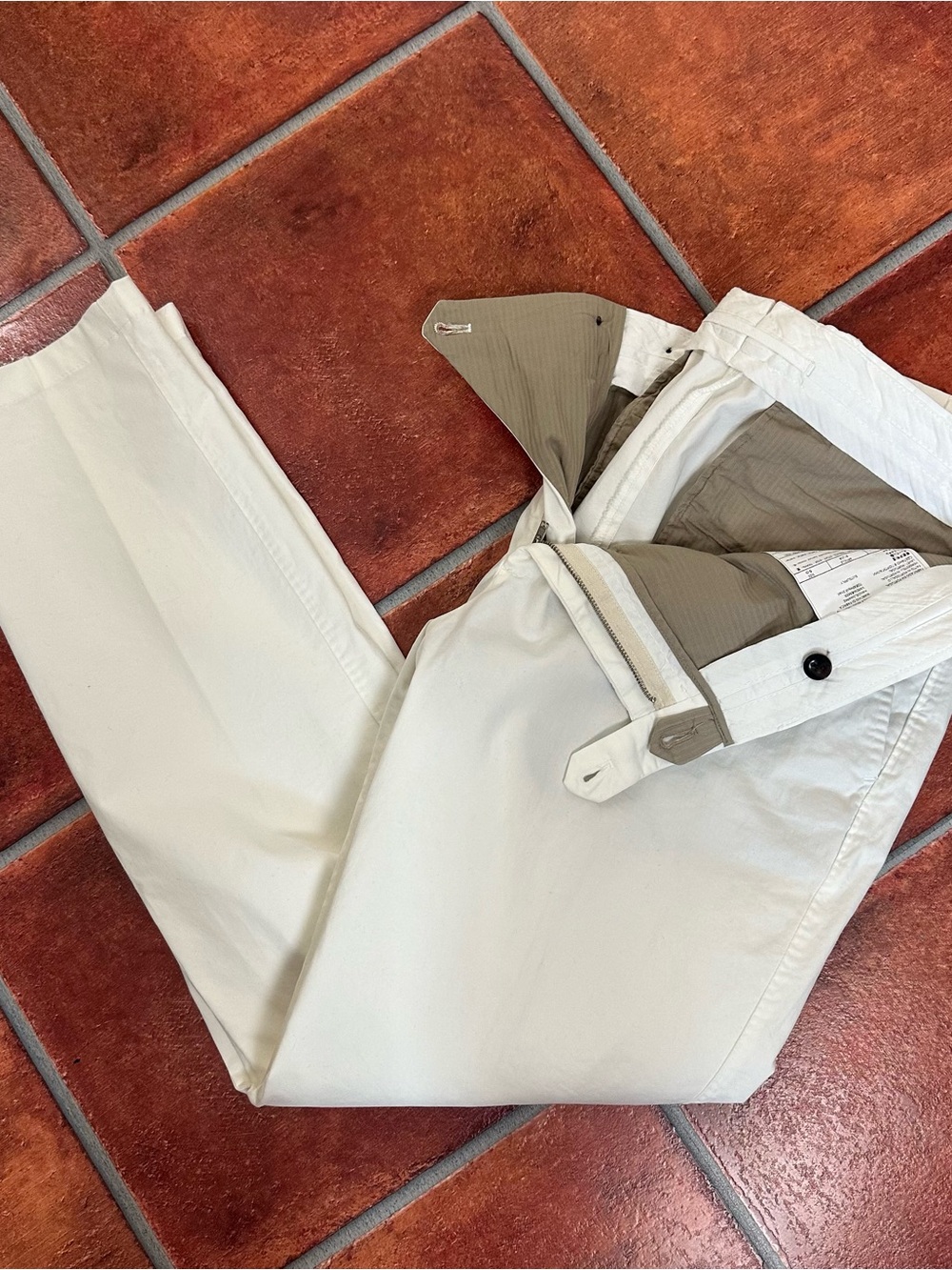 Suitsupply Cream Chinos